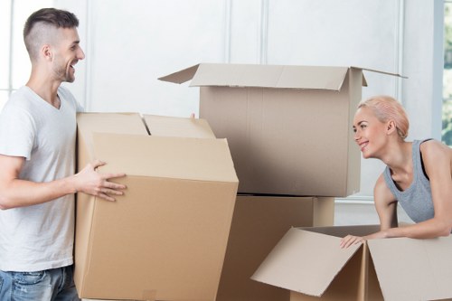 Transparent Kensington van hire pricing for small and larger moves
